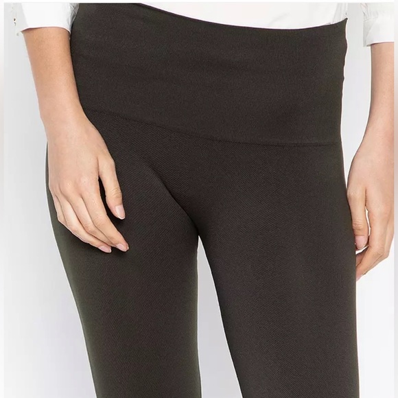 Spanx Look At Me Now Seamless Side Zip Leggings - Picture 4 of 12
